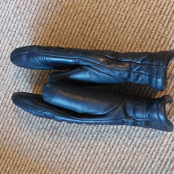 Vintage Leather Fur Lined Mittens - Picture 3 of 8